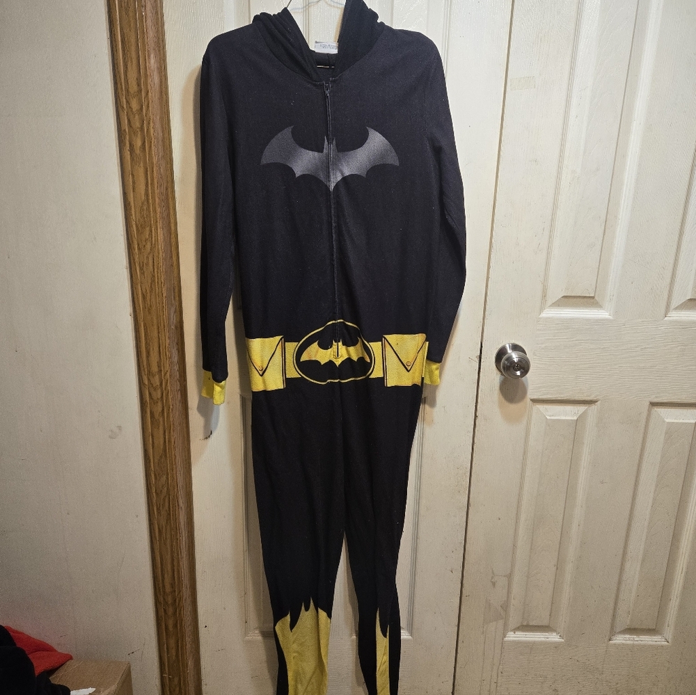 MENS' BATMAN Halloween costume SIZES M  HOODED